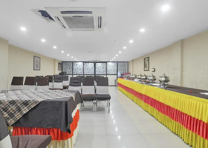 Super Townhouse Divya Palace Indore